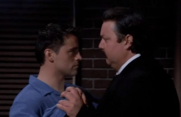 Умер актер из легендарного сериала "Друзья"