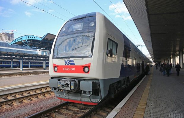 "Укрзалізниця" призначила нові поїзди до Польщі: список рейсів