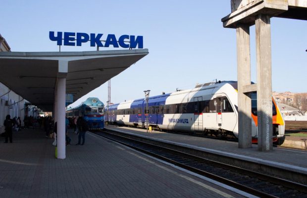 "Укрзализныця" впервые за два года восстанавливает железнодорожное сообщение столицы с Черкассами
