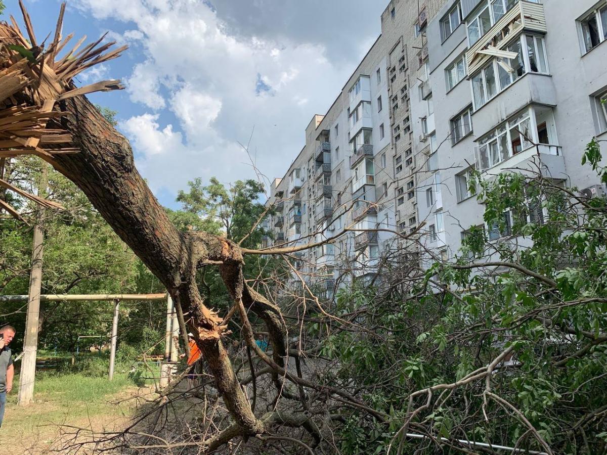 Оккупанты продолжают обстреливать Николаев / фото t.me/senkevichonline Оккупанты продолжают обстреливать Николаев / фото t.me/senkevichonline