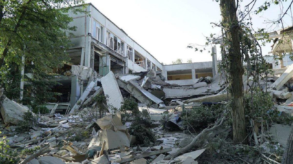 У загальноосвітній школі Київського району міста Харків сталася пожежа / фото "Суспільне Харків"