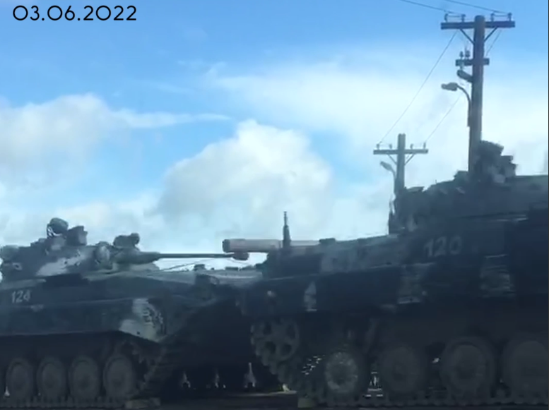 В сторону Борисова проехал эшелон военной техники Вооруженных сил Беларуси \ скриншот с видео