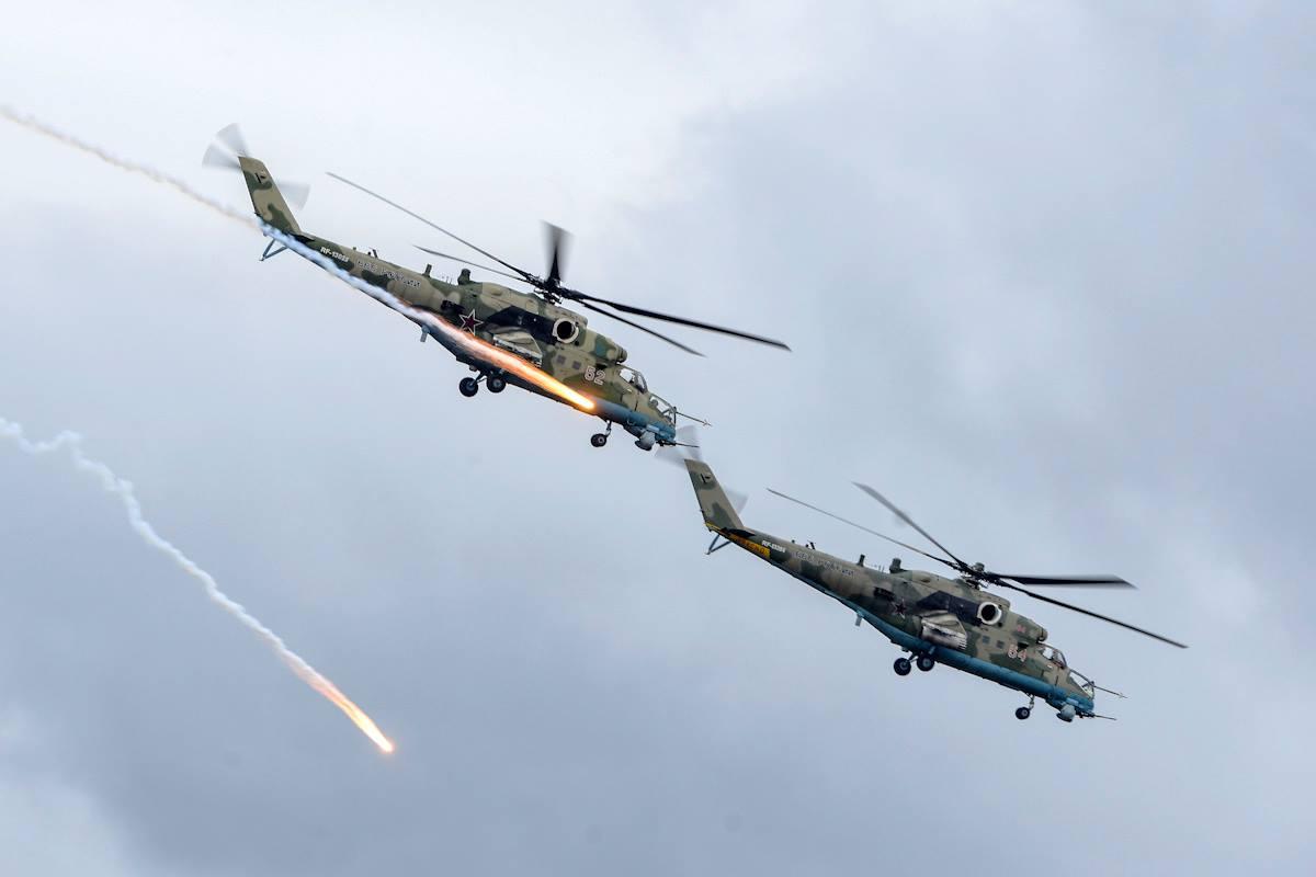 Враг сосредоточил авиацию вдоль границы / фото МО РФ Враг сосредоточил авиацию вдоль границы / фото МО РФ