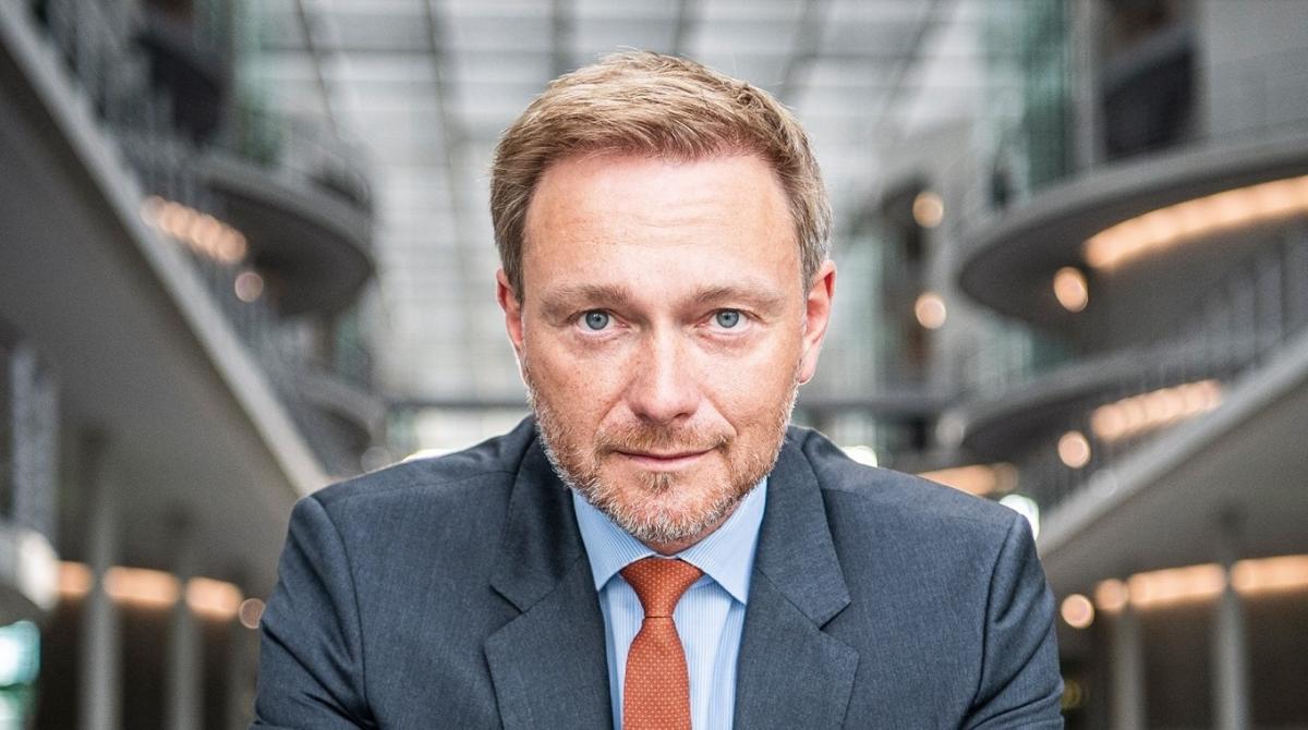 Министр Линднер считает, что это поможет сэкономить много денег / фото facebook.com/lindner.christian Министр Линднер считает, что это поможет сэкономить много денег / фото facebook.com/lindner.christian