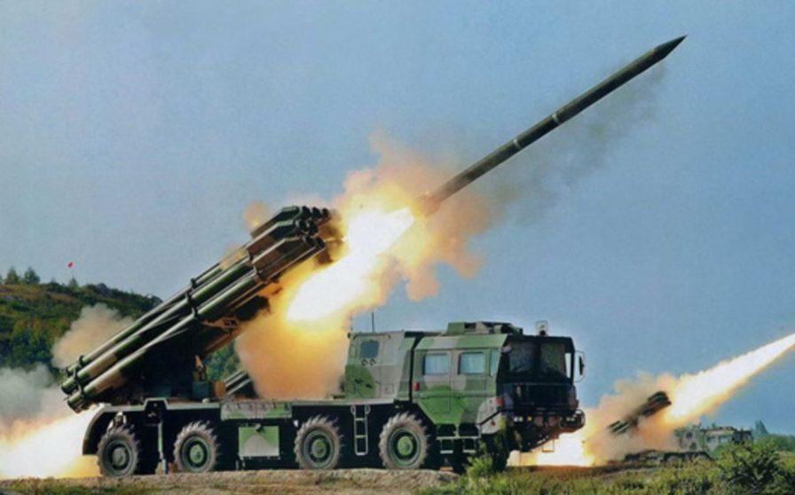 Окупанти вдарили з РСЗВ по Нікопольському району / фото УНІАН Окупанти вдарили з РСЗВ по Нікопольському району / фото УНІАН