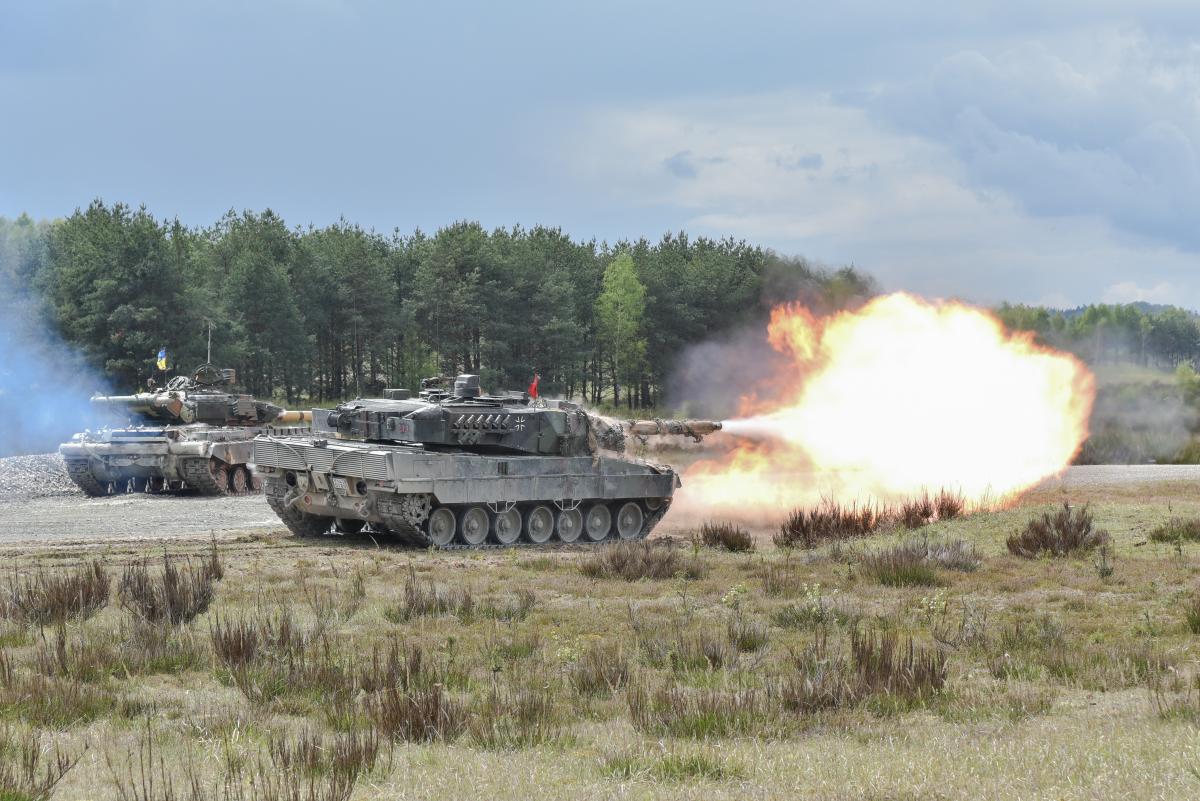 Leopard 2A6 Бундесвера и Т-64 образца 2017 года / US Army