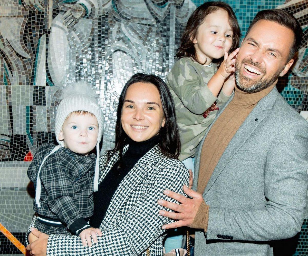 Жена Мирошниченко рассказала, как поняла, что именно этот мальчик из детдома ее сын / фото instagram.com/timur.miroshnychenko