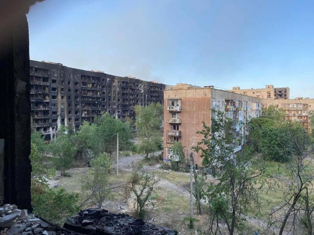 Росіяни обстрілюють Лисичанськ, евакуація з Сєвєродонецька неможлива / фото t.me/serhiy_hayday Росіяни обстрілюють Лисичанськ, евакуація з Сєвєродонецька неможлива / фото t.me/serhiy_hayday