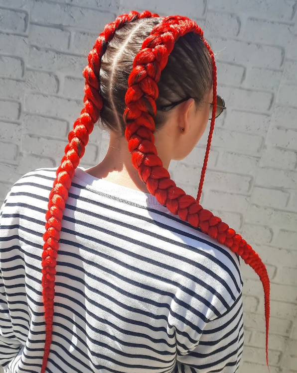 Искусственные косы - свежие идеи на лето / Фото - instagram.com Искусственные косы - свежие идеи на лето / Фото - instagram.com