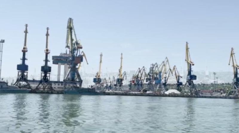 ОП та уряд просять запровадити санкції проти грабіжників українського металу в Маріуполі ОП та уряд просять запровадити санкції проти грабіжників українського металу в Маріуполі