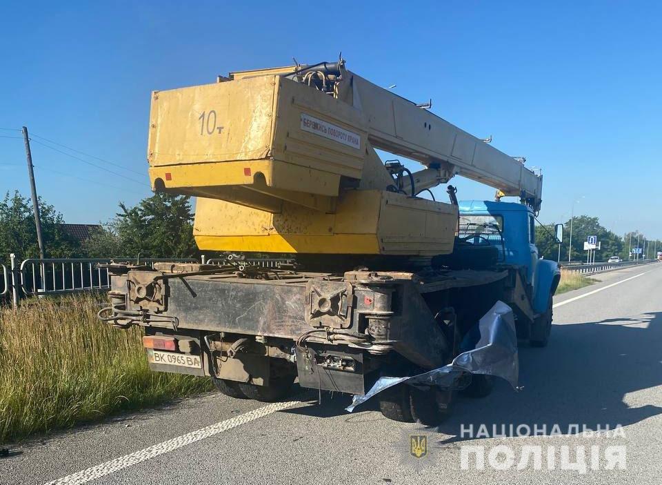 На трассе Киев-Чоп украинские военные попали в смертельное ДТП (фото) На трассе Киев-Чоп украинские военные попали в смертельное ДТП (фото)