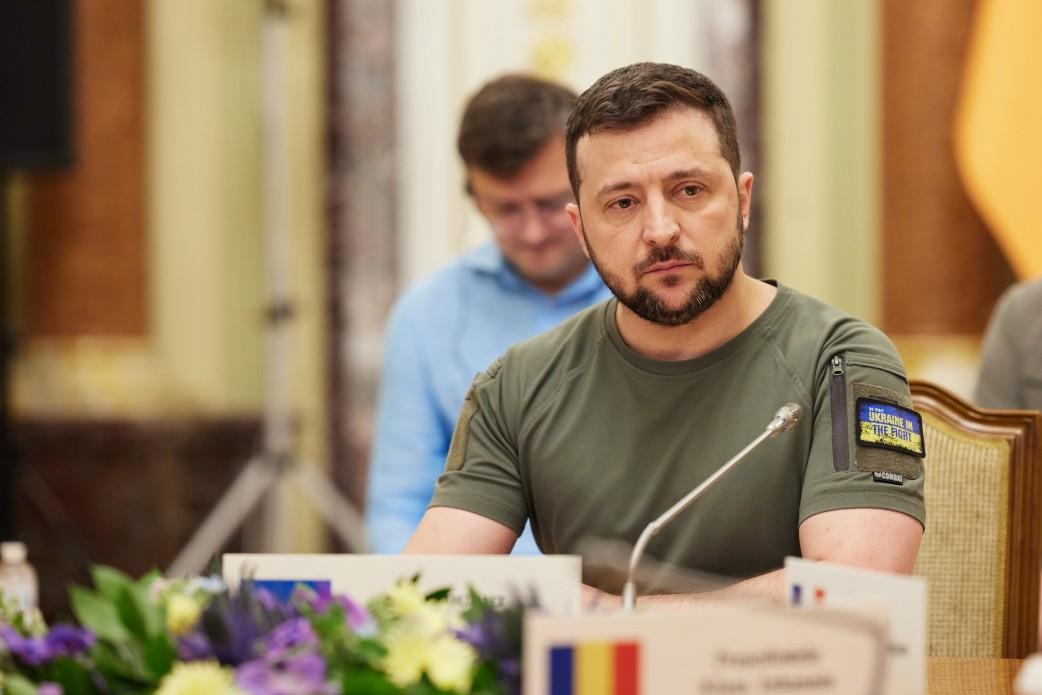 Утром 26 июня под вражеский обстрел попал Шевченковский район столицы / фото president.gov.ua Утром 26 июня под вражеский обстрел попал Шевченковский район столицы / фото president.gov.ua