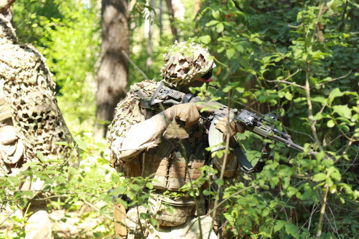 Украинские разведчики взяли в плен "опытного коллегу" из РФ / фото ГУР Украинские разведчики взяли в плен "опытного коллегу" из РФ / фото ГУР