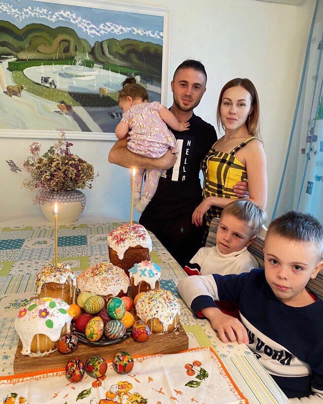 Тарас Тополя та його родина / Фото - instagram.com Тарас Тополя та його родина / Фото - instagram.com