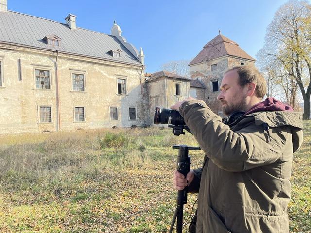 Як московського царя тримали в полоні на Західній Україні: в останньому епізоді проєкту 'Українські палаци. Золота доба' розкрили таємниці палацу у Жовкві Як московського царя тримали в полоні на Західній Україні: в останньому епізоді проєкту 'Українські палаци. Золота доба' розкрили таємниці палацу у Жовкві