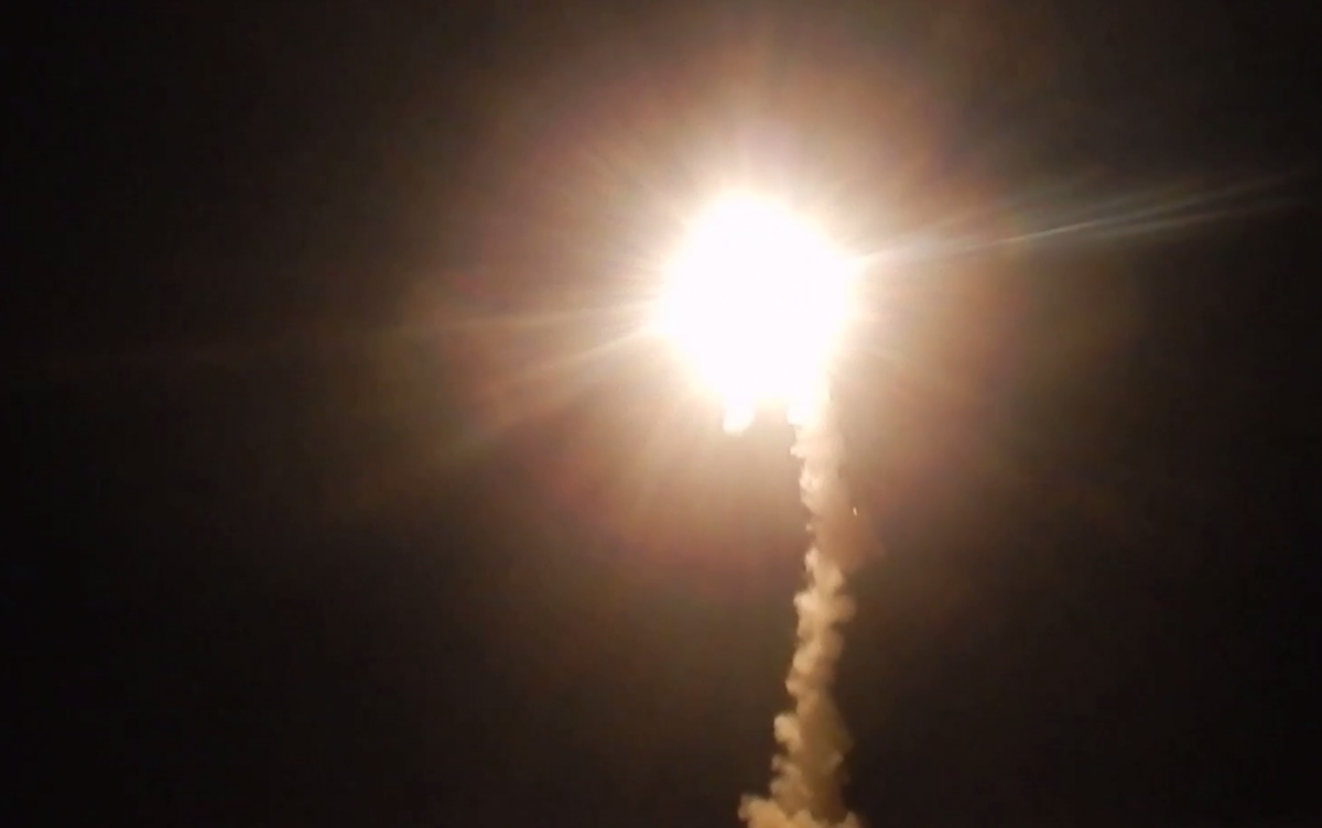 Russia hit Ukraine with cruise missiles 