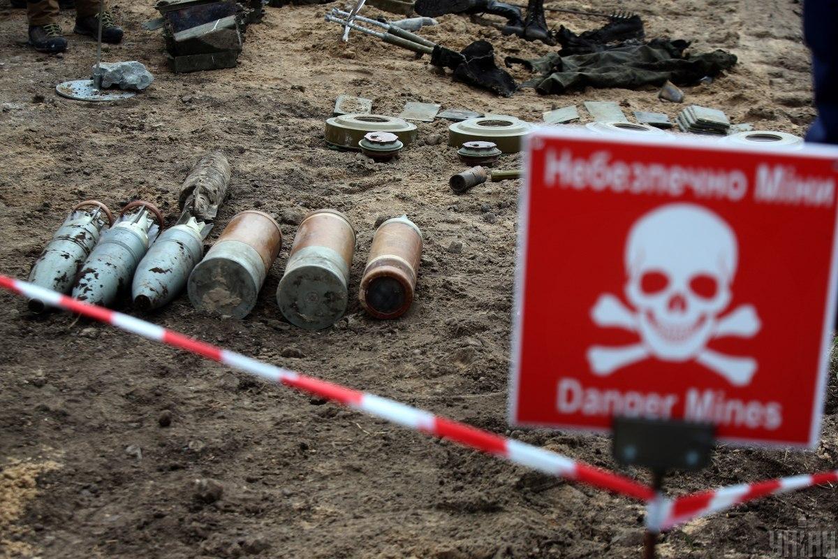 Обезврежено более 145 тысяч взрывоопасных предметов / фото УНИАН