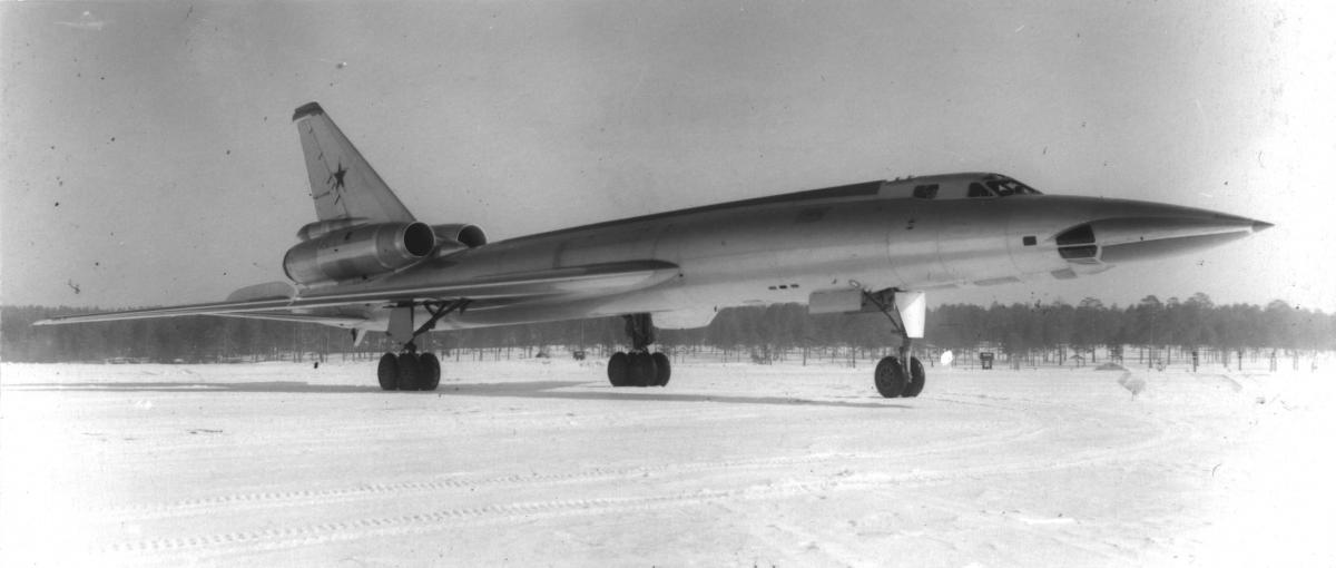 Бомбардировщик Ту-22 / Фото - ОАК Бомбардировщик Ту-22 / Фото - ОАК