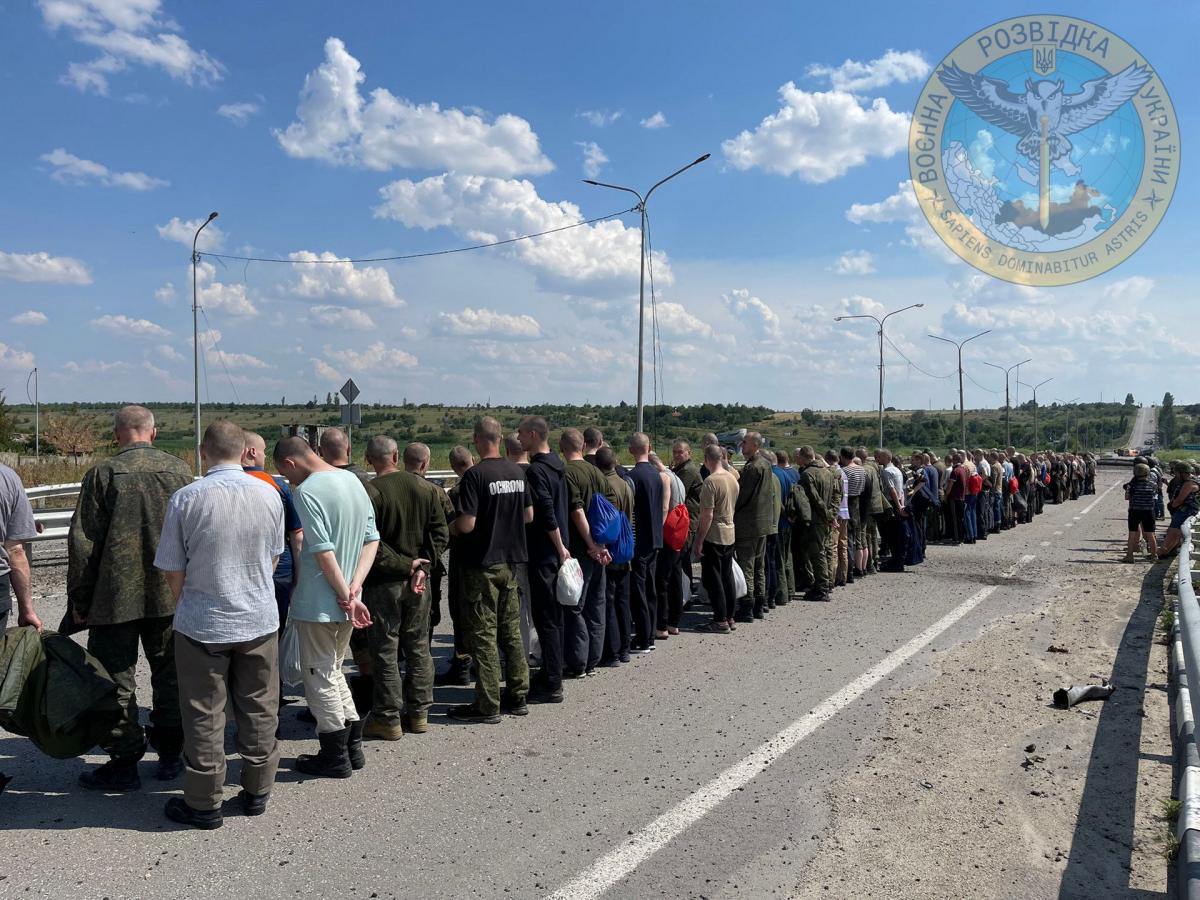 144 украинских защитника вернулись домой \ фото ГУР