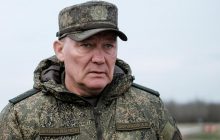 Могли отстранить: генерала Дворникова, командующего войсками РФ в Украине, не видно две недели