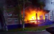 "Поставил канистру у двери и поджег": в РФ горело отделение Росгвардии (видео)