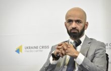 Українського адвоката Масі Найєма під час бою важко поранено в голову