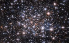 Телескоп Хаббл "заглянул" в загадочное скопление звезд (фото)