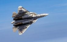 Для РФ это очень дорогая "погремушка": в Воздушных силах рассказали об истребителе Су-57