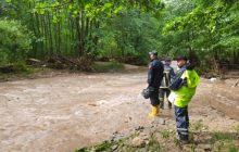 Смертоносна злива: на Тернопільщині авто знесло у річку, загинули хлопець та дві дівчини (фото)