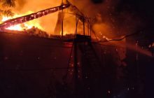 Окупанти обстріляли з "Ураганів" місто на Дніпропетровщині: є жертви та руйнування (фото)