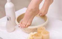 Этот простой трюк заменит дорогой педикюр: нужно 2 копеечных продукта и 15 минут