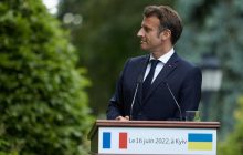 Макрон про виведення важкого озброєння із ЗАЕС: Найближчі тижні будуть вирішальними