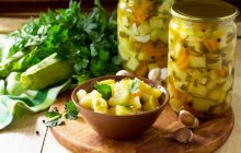 Кабачки кружочками на зиму: 4 рецепта для хозяюшек
