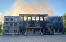 Окупанти обстріляли школу в Авдіївці "Градом" з магнієвим зарядом - Кириленко (фото, відео)