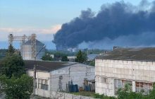 В захопленому Сватовому лунають вибухи: горять склади боєприпасів окупантів (відео)