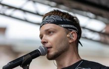 Переможець "Голосу країни-11" вперше розповів, чому відмовився співати з Дорофєєвою її російськомовний хіт