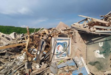 Вночі російський літак вдарив ракетами по Сумській області (фоторепортаж)