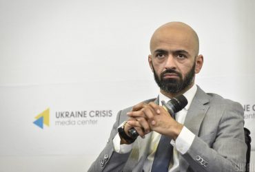 Украинский адвокат Маси Найем во время боя тяжело ранен в голову