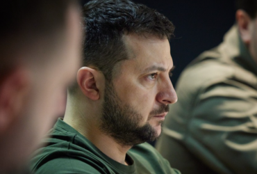 Зеленский посетил позиции ВСУ в районе Бахмута и Лисичанска (видео)