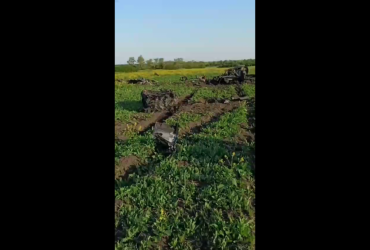 ЗСУ показали, як шведський гранатомет АТ4 розірвав техніку окупантів на шматки (відео)