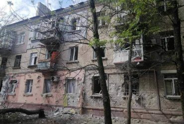 Внаслідок ворожих обстрілів на Луганщині загинули чотири людини (фото)