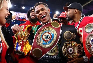 Абсолютний чемпіон світу заявив про готовність провести бій з Ломаченком