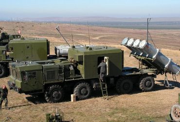 Из оккупированного Севастополя на север Крыма перебрасывают ракетные комплексы (видео)