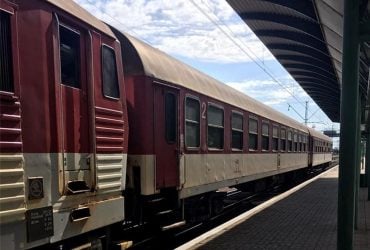 На Закарпатье в туалете поезда нашли зайца-уклониста, пытавшегося сбежать в Словакию