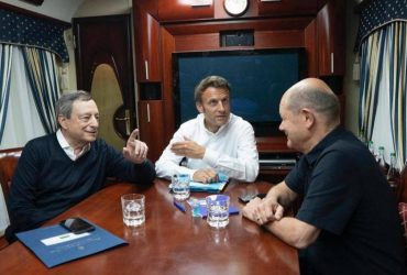 ЗМІ дізналися, навіщо Макрон, Шольц і Драгі приїхали до Києва (відео)