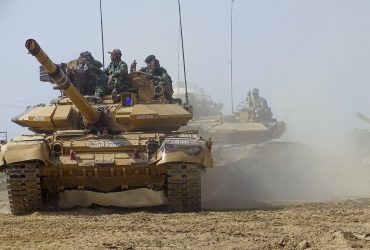 Выдают за новые: эксперт проанализировал, производит ли РФ танки Т-90