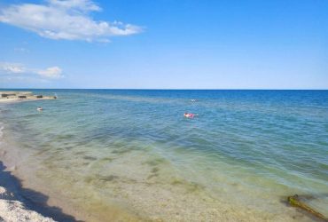 Оккупанты хотят национализировать базы отдыха в Кирилловке и строят долгосрочные планы