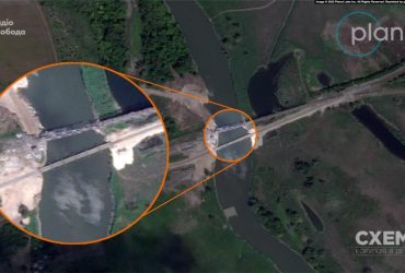 В Харьковской области оккупанты возвели понтонную переправу через реку (фото)