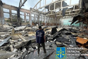 Росіяни нанесли ракетний удар по спорткомплексу у Харкові (фото)