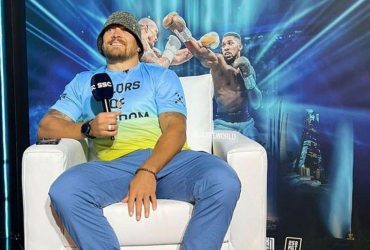 Усик заспівав у тренувальному таборі пісню Скрябіна (відео)